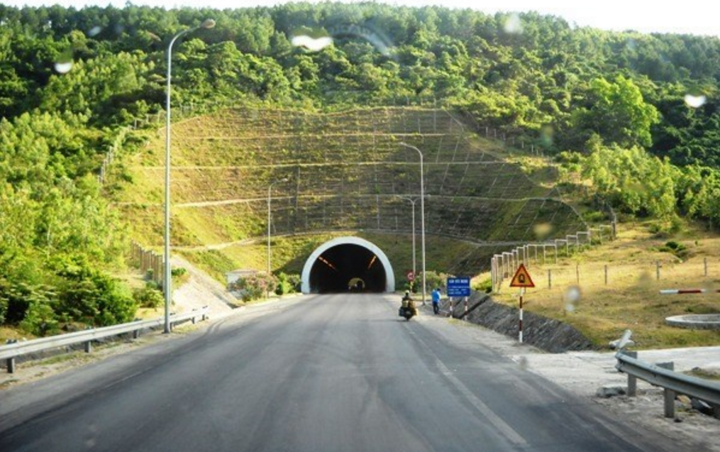 Additional investment expansion of Deo Ngang pass tunnel Project