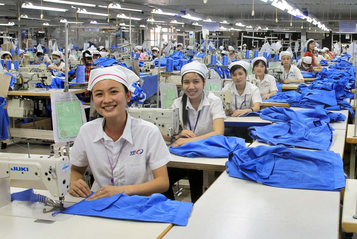 Foreign enterprises seek to buy garment companies
