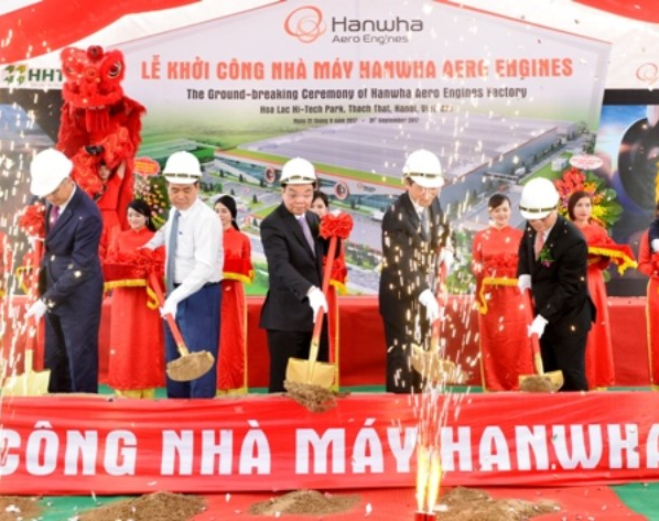 Korea firm to build plane parts plants in Vietnam