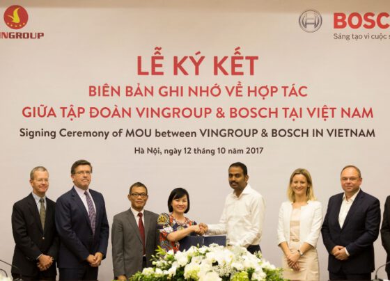 Vingroup và Bosch ký biên bản hợp tác sản xuất ô tô, xe máy điện