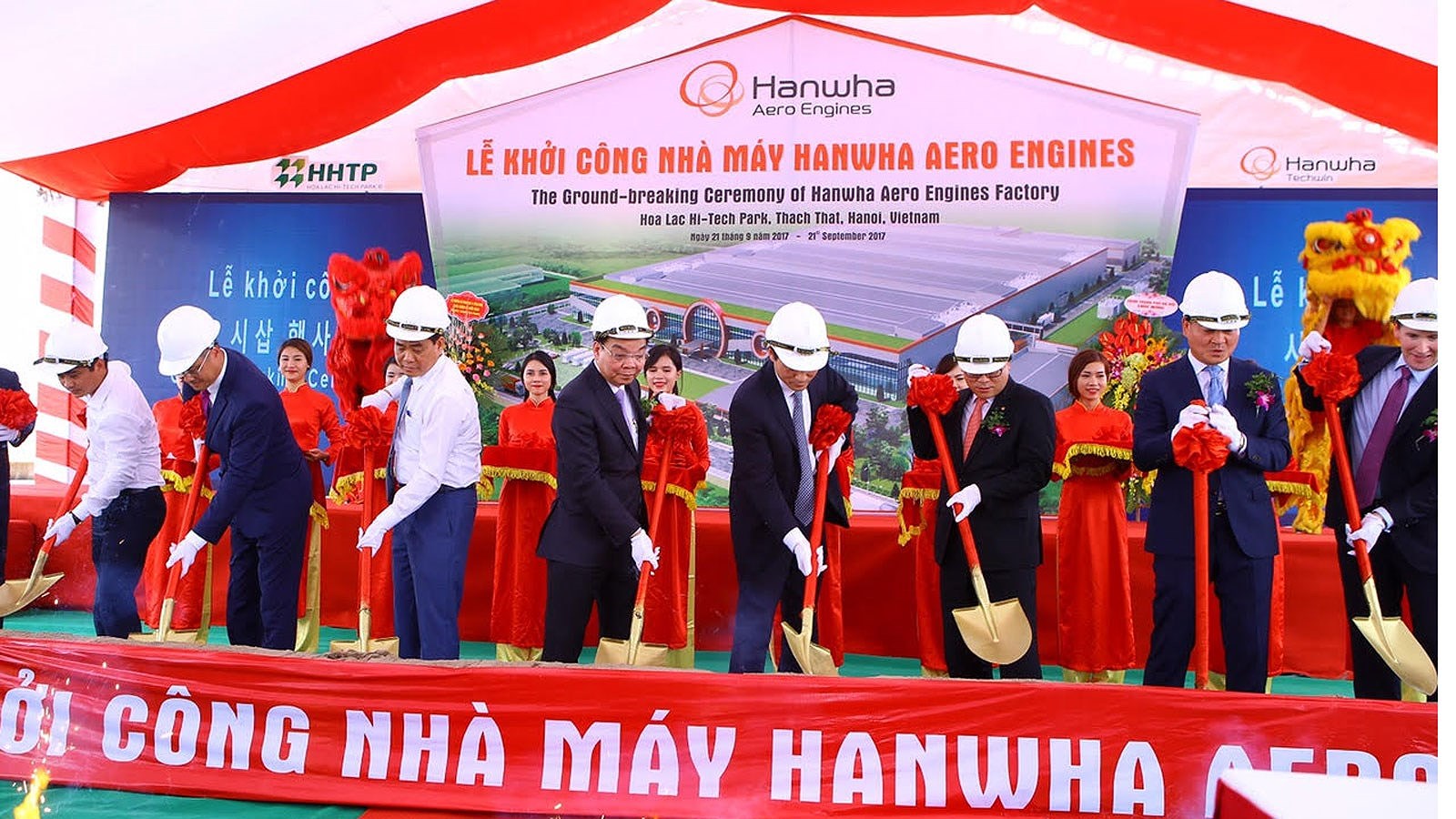 Hòa Lạc chờ khởi sắc