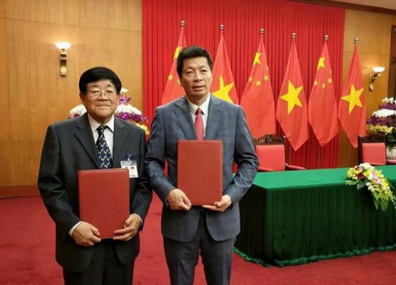 LỄ KÝ KẾT VĂN KIỆN HỢP TÁC GIỮA TẬP ĐOÀN GUIZHOU TYRE VÀ CÔNG TY TNHH PHÁT TRIỂN KCN LONG GIANG