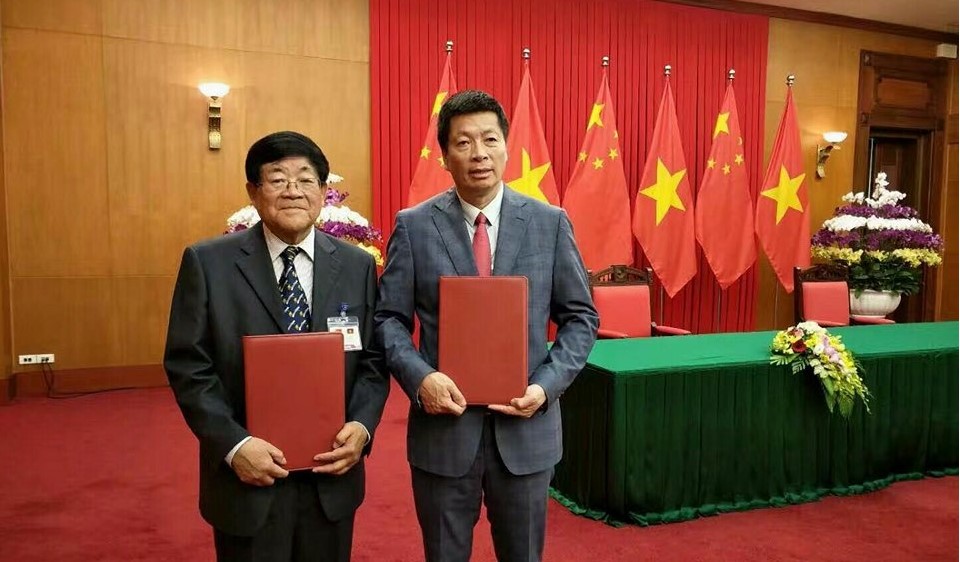 LỄ KÝ KẾT VĂN KIỆN HỢP TÁC GIỮA TẬP ĐOÀN GUIZHOU TYRE VÀ CÔNG TY TNHH PHÁT TRIỂN KCN LONG GIANG