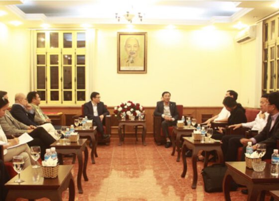 Thường trực Tỉnh ủy Quảng Ninh tiếp đoàn các nhà đầu tư đến tìm hiểu cơ hội đầu tư