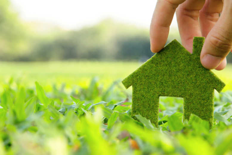 Why should we be turning to environmentally friendly construction?