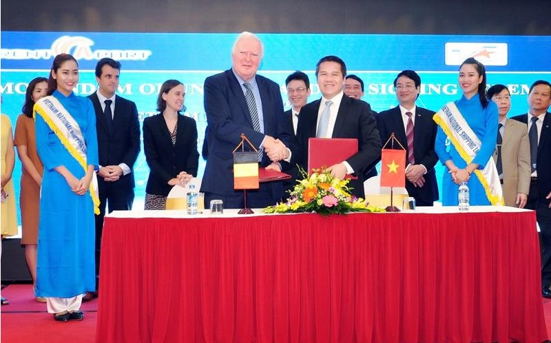 Vinalines và Rent-A-Port (Bỉ) ký bản ghi nhớ hợp tác khai thác Cảng Lạch Huyện