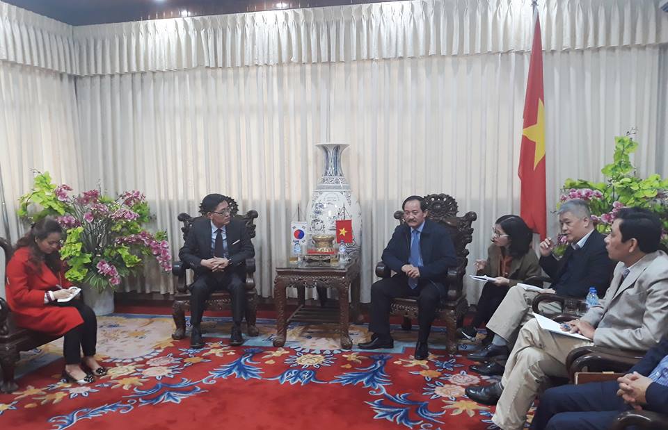 Quảng Trị: Nhà đầu tư Hàn Quốc nghiên cứu đầu tư dự án điện mặt trời tại Hải Lăng và Vĩnh Linh