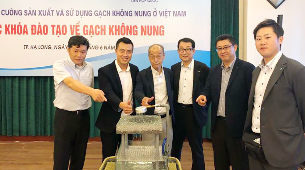 Thanh Phúc – Tiger – Nihon Kogyo – Amron hợp tác cùng phát triển gạch cao cấp