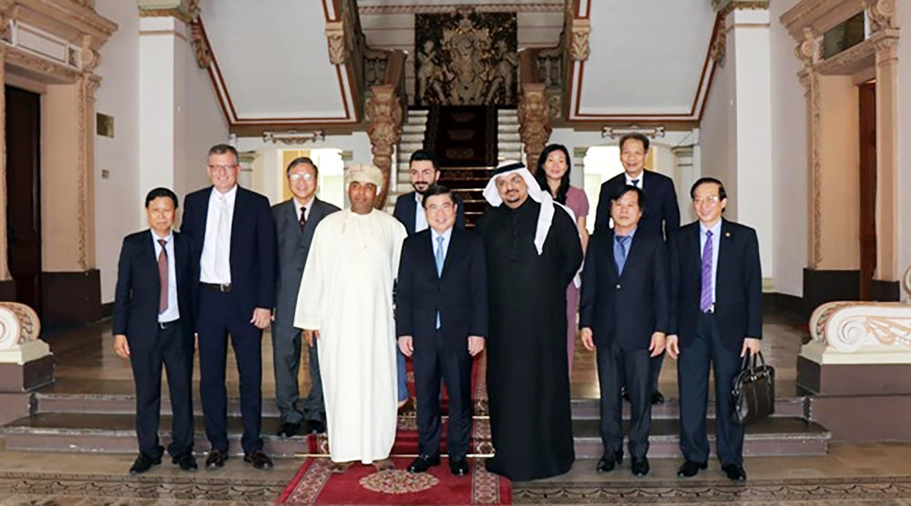 Multinational groups explore investment opportunities in HCM City