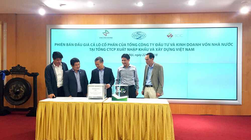 Lộ diện nhà đầu tư chi hơn 7.300 tỷ mua cổ phần của Vinaconex