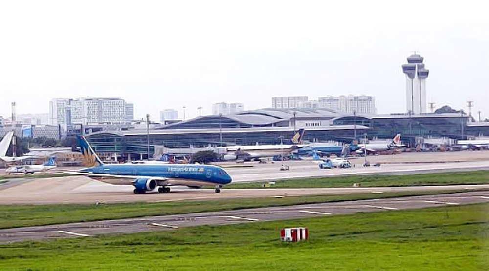 Vietnam receives wave of investment in aviation infrastructure