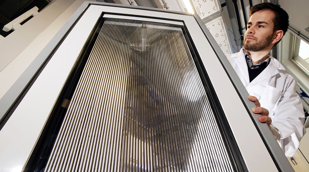 Smart window technology uses magnetic nanoparticles suspended in fluid to control light, heat