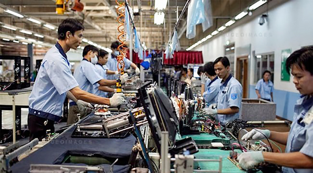 Electronics industry faces manpower shortage due to relocation from China