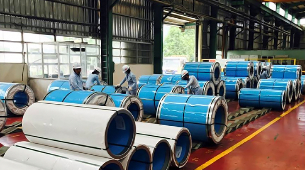 Thép nhập ‘ép’ thép nội