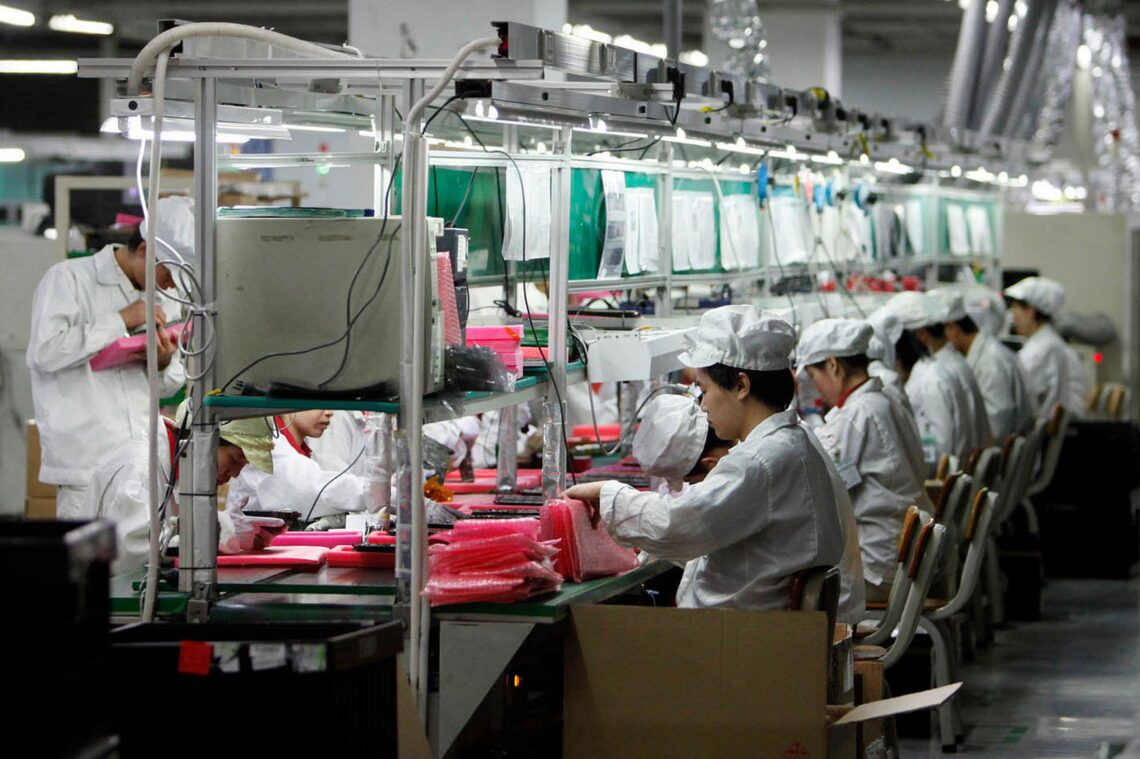 Apple chuyển nhà máy sản xuất phụ kiện từ Trung Quốc về Việt Nam?