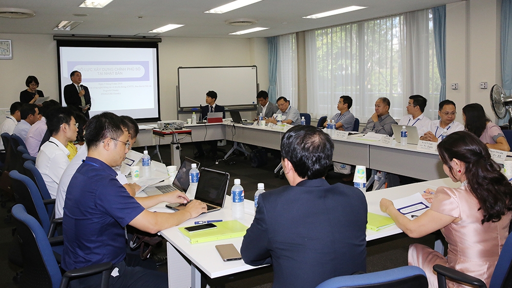 Vietnam learns from Japanese experience in building e-government