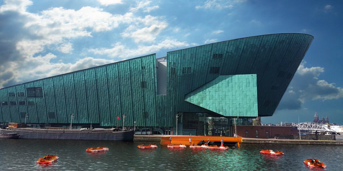 The World’s First Dynamic Bridge and Autonomous Boats in Amsterdam