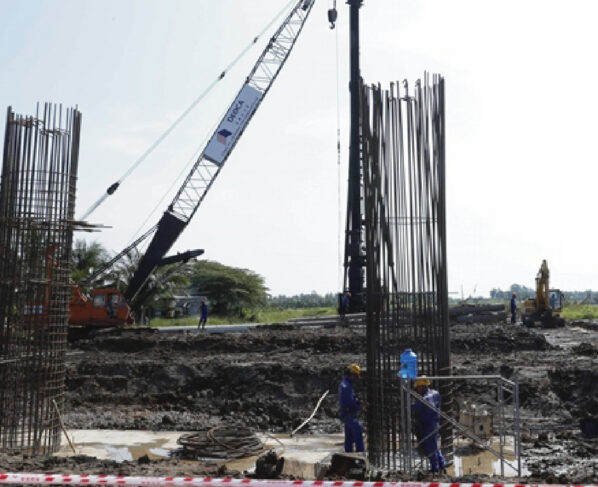 Thủ tướng kêu gọi hoàn thành đường cao tốc ở đồng bằng sông Cửu Long vào năm 2021