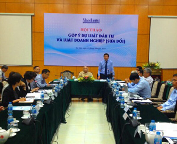 Consistent policies key to draw foreign investment: officials