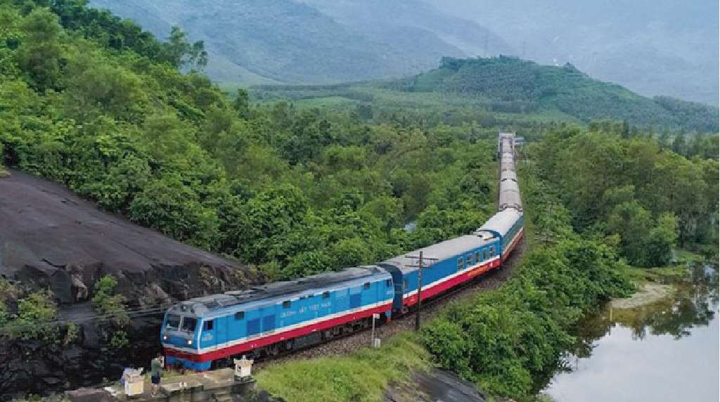 Laos plans to begin work on Laos-Vietnam railway in 2021