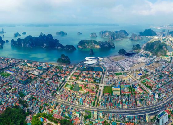 Một góc Hạ Long nhìn từ trên cao. Ảnh: BIM Group
