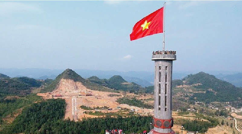 Dự án du lịch tâm linh ở Lũng Cú: Bộ khẳng định “không đúng quy hoạch”