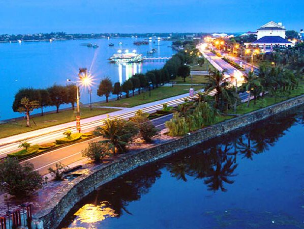 Quảng Bình Province develops southward with eye on investment