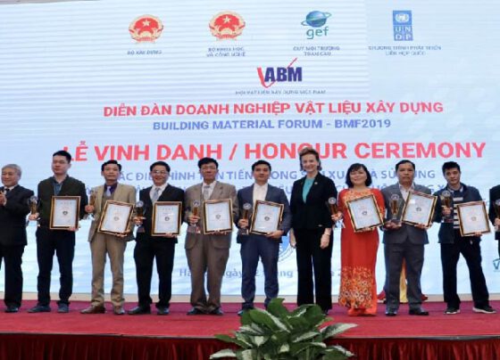 Vinh danh 51 điển hình sản xuất và sử dụng vật liệu xanh