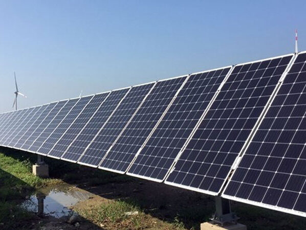 Over 1,000 firms in HCM City to develop rooftop solar power