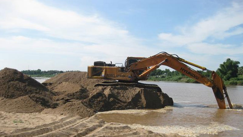 Bộ Tài chính: Điều chỉnh giá tính thuế tài nguyên cát, sỏi, đá xây dựng