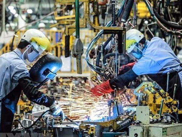 Vietnam attracts $4 billion FDI capital despite COVID-19 crisis