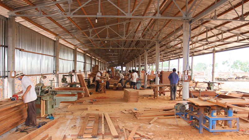 Local wood firms need to seek alternative materials suppliers to cope with COVID-19