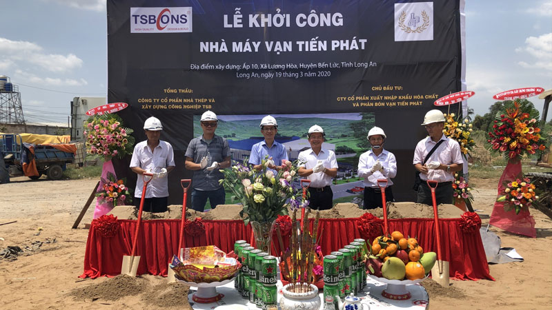 Lễ khởi công công trình nhà máy Vạn Tiến Phát