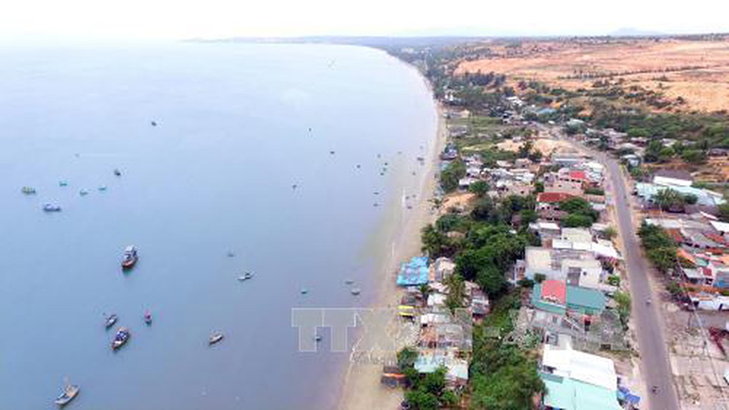 Bình Thuận speeds up work on investment projects
