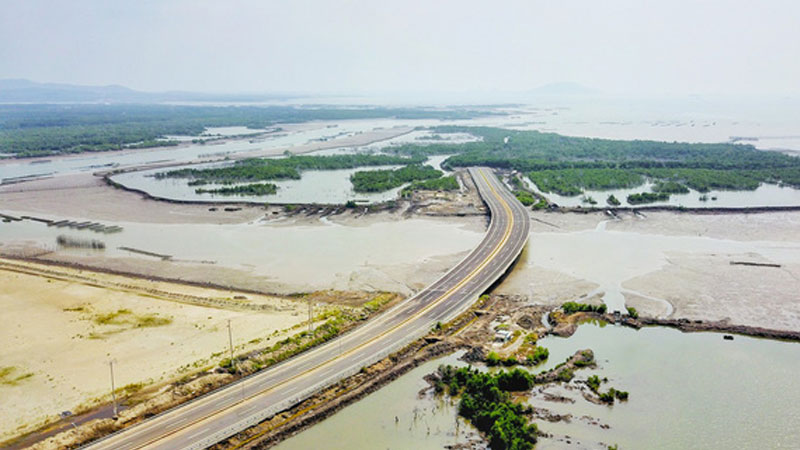 Ba Ria-Vung Tau calls for investment in 17 seaport projects