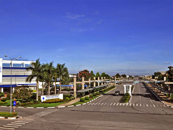 Vietnam remains attractive destination to investors