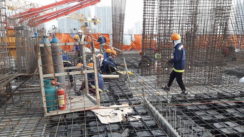 Cách ly toàn xã hội: Hà Nội tạm dừng mọi công trình xây dựng