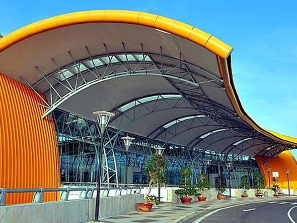 Danang sounds horn for investors in Lien Chieu Port infrastructure