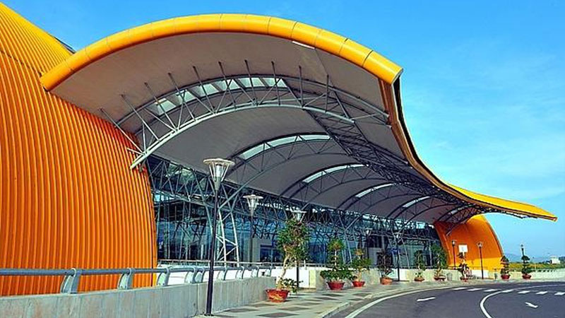 Danang sounds horn for investors in Lien Chieu Port infrastructure