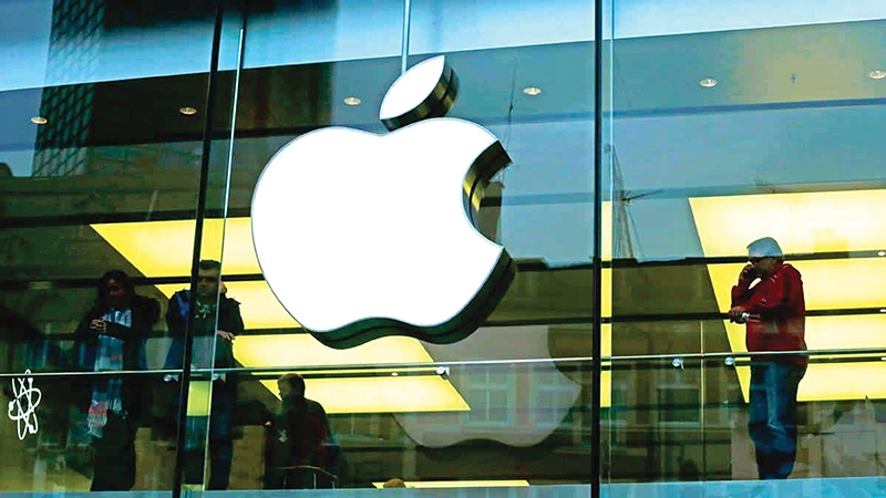 Apple fuels rumors of building Vietnam plant with staff recruitment
