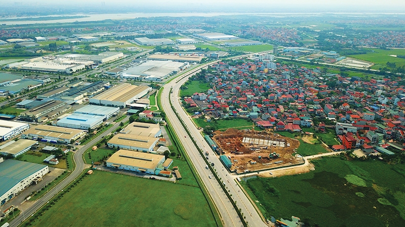 Developers dine on industrial land