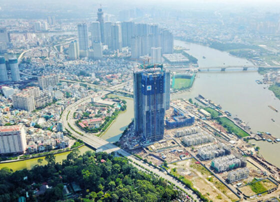 ĐHCĐ Vingroup: Dự án BĐS công nghiệp quy mô lớn tại Quảng Ninh sẽ hoạt động vào năm 2021, mục tiêu của VinFast không phải lợi nhuận mà là thị phần
