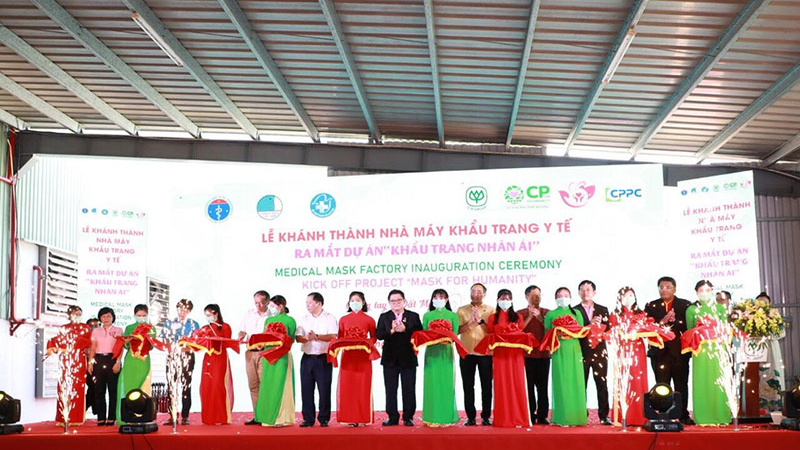 C.P. Việt Nam khánh thành nhà máy khẩu trang y tế