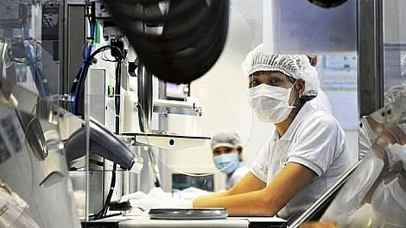Foreign investment surpasses $15 billion in first half of 2020