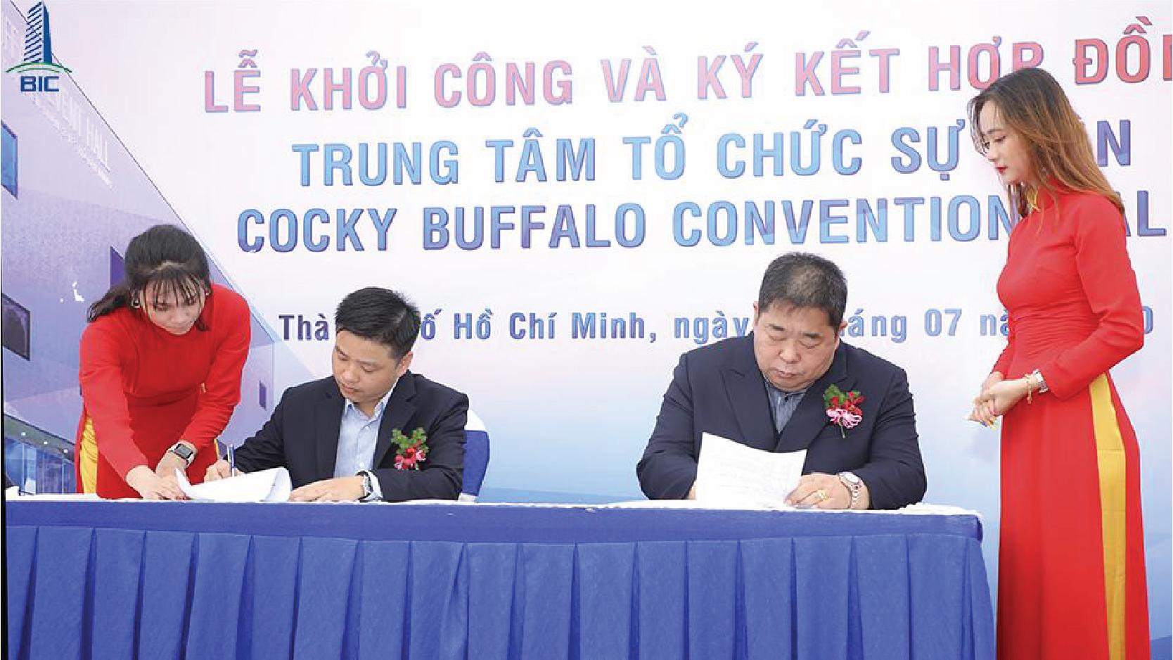 Lễ ký kết hợp đồng và khởi công xây dựng Trung tâm tổ chức sự kiện Cocky Buffalo Convention Hall
