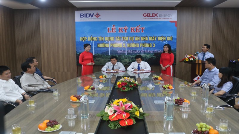 Ký kết hợp đồng tín dụng tài trợ dự án Nhà máy điện gió Hướng Phùng 2 và Hướng Phùng 3