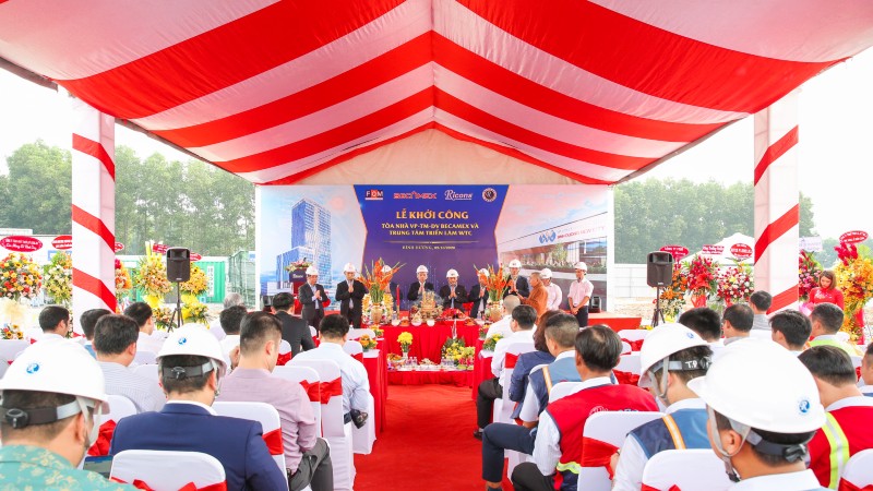 Ricons khởi công 2 dự án lớn của Becamex IDC
