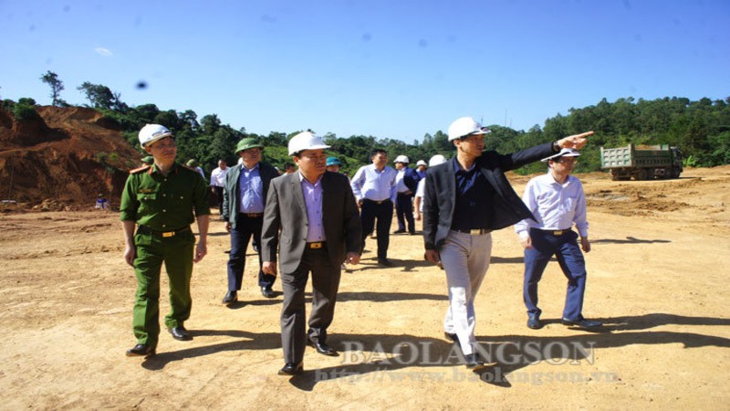 Lãnh đạo tỉnh kiểm tra Dự án khu trung chuyển hàng hóa và Dự án khách sạn, sân golf Hoàng Đồng