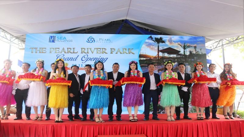 SeaHoldings khánh thành công viên ven sông tại khu compound The Pearl River Park