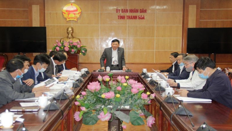 UBND tỉnh họp nghe báo cáo tình hình thực hiện dự án đầu tư hạ tầng Khu công nghiệp số 15, Khu kinh tế Nghi Sơn và Nhà máy hóa chất Đức Giang.